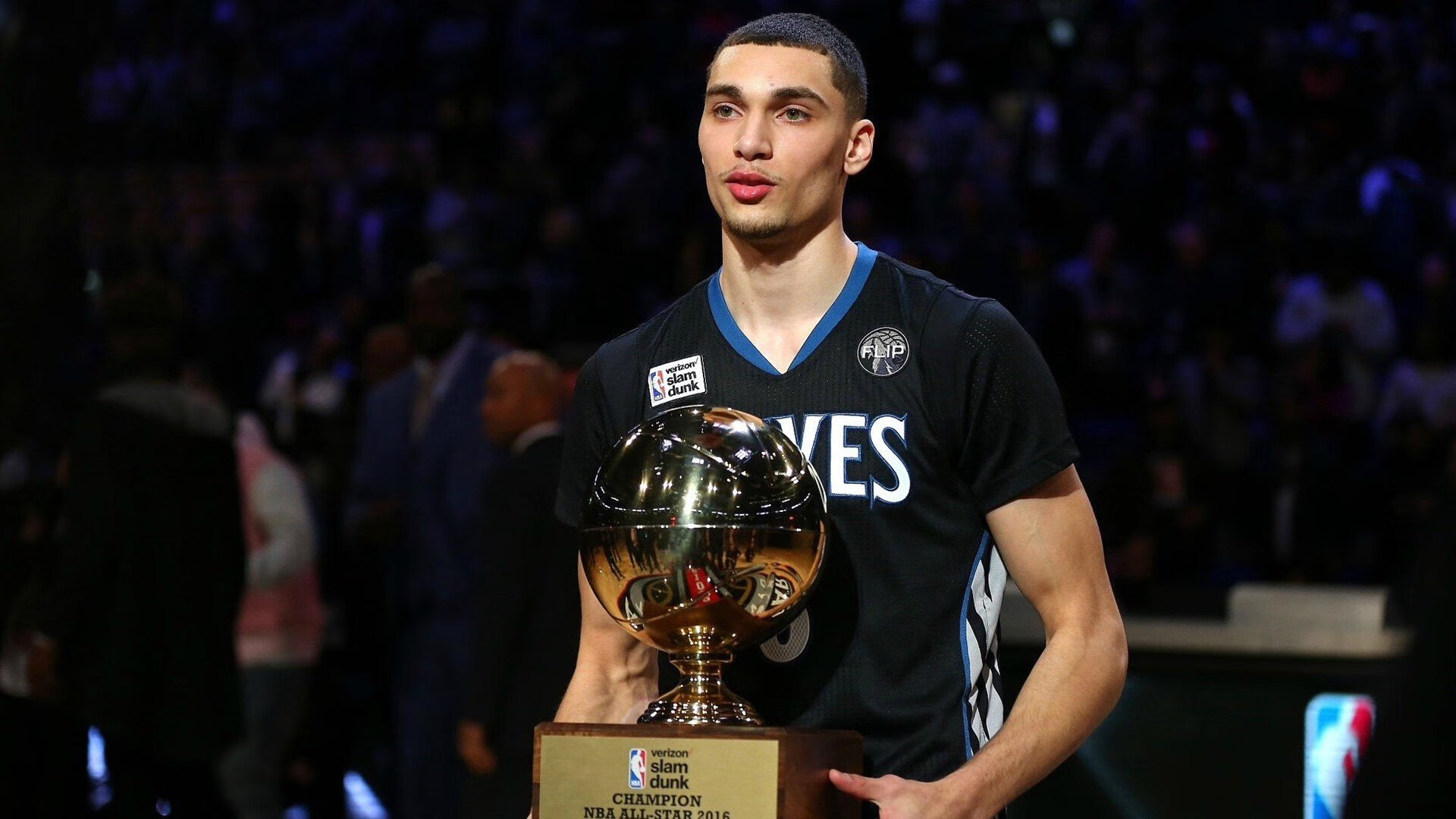 哈利伯顿闪耀，浙江队力克深圳队的关键先生