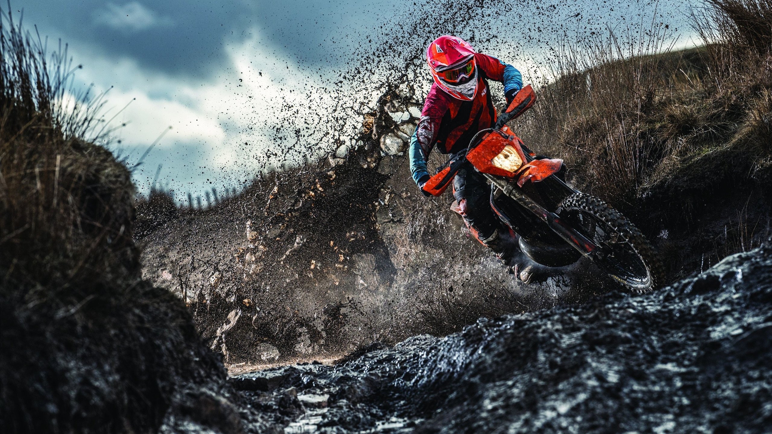 欧冠决赛之夜，本泽马关键回合不手软